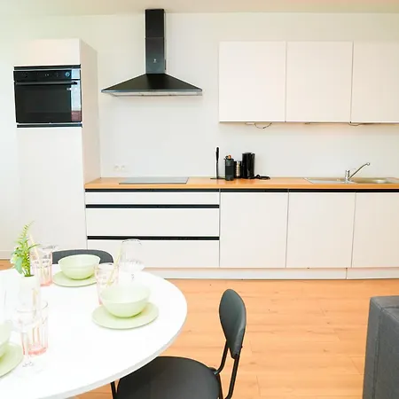 Apartman Modern 1br & 1lr Apartment, 10 Min Walk To Center Gent