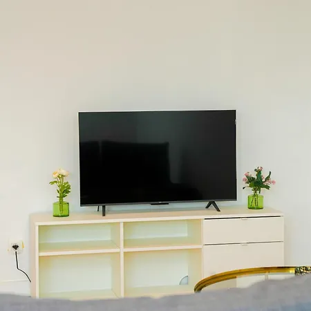 Modern 1br & 1lr Apartment, 10 Min Walk To Center * Gent